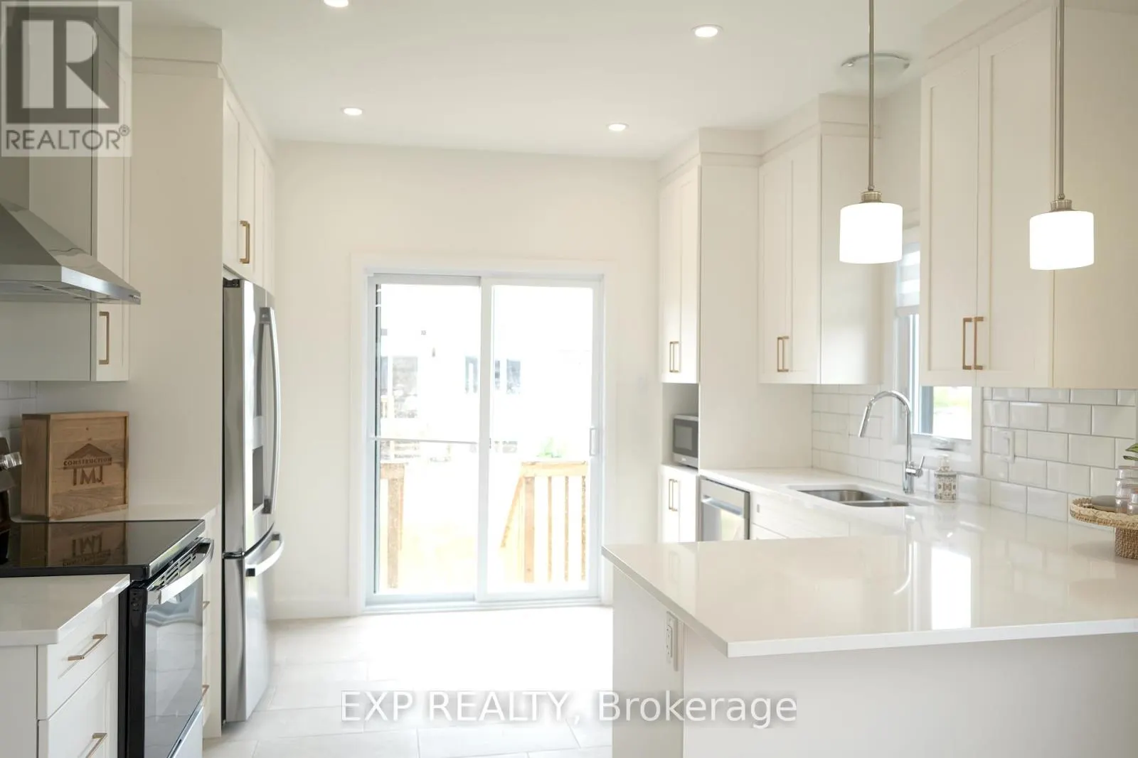 LOT 83 GIROUX STREET