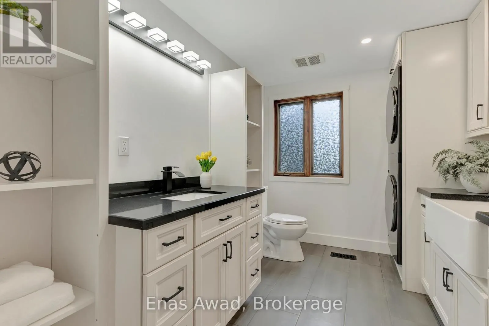 72 WOOLWICH STREET W