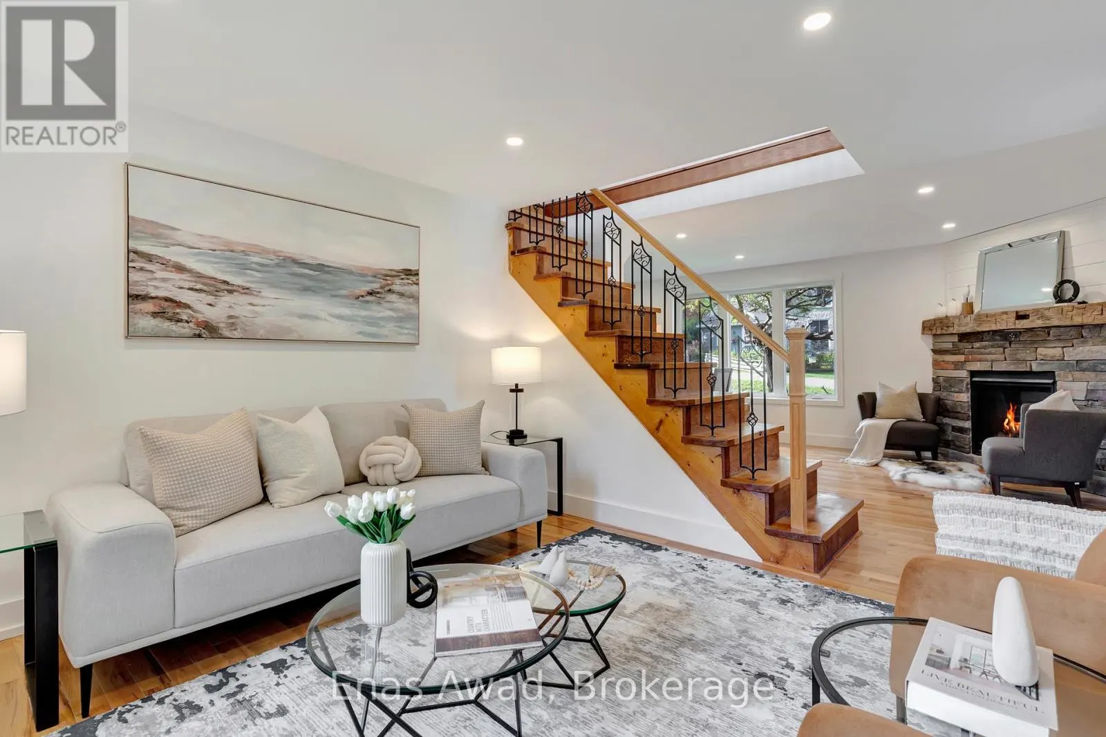72 WOOLWICH STREET W