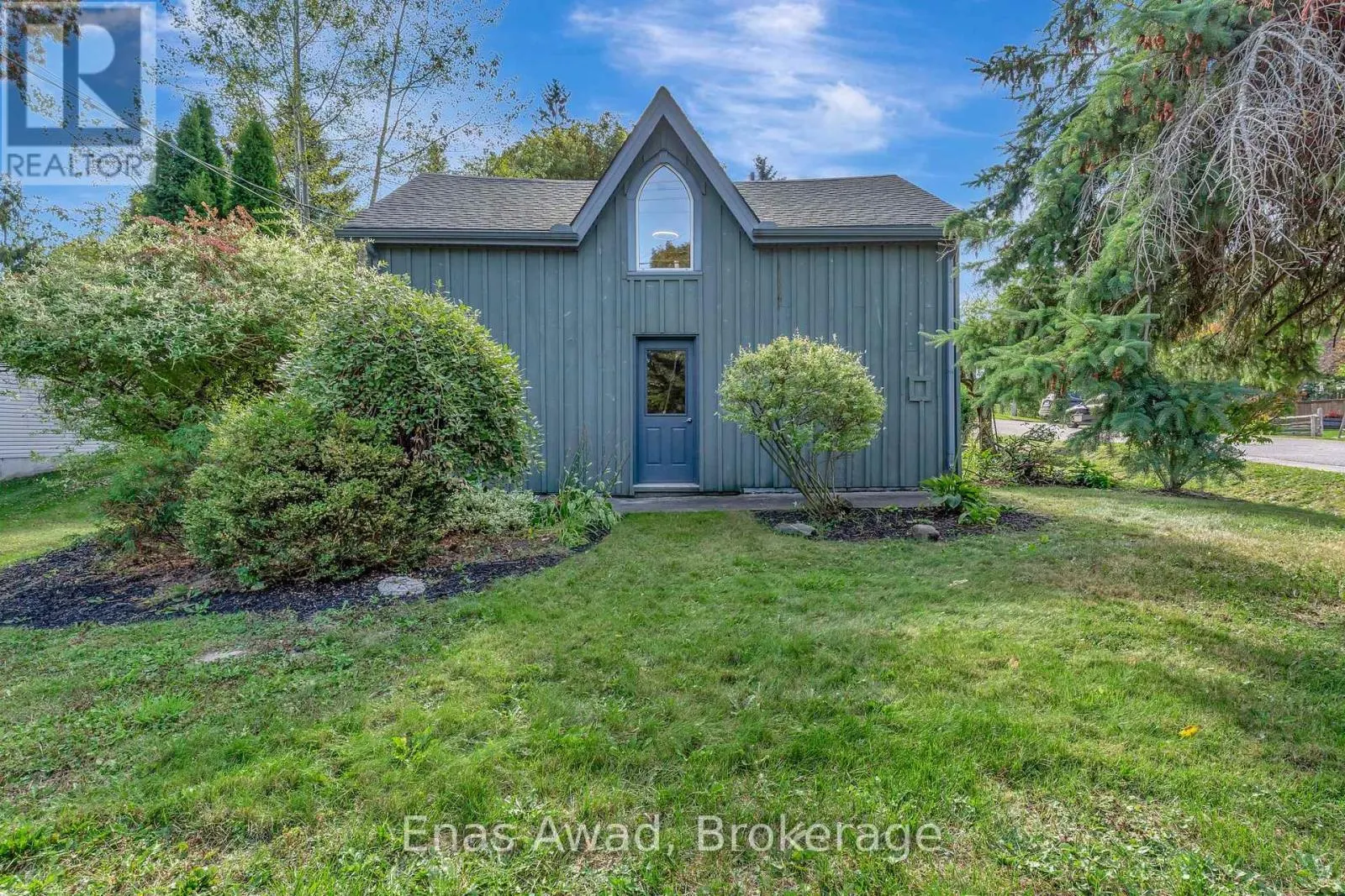 72 WOOLWICH STREET W