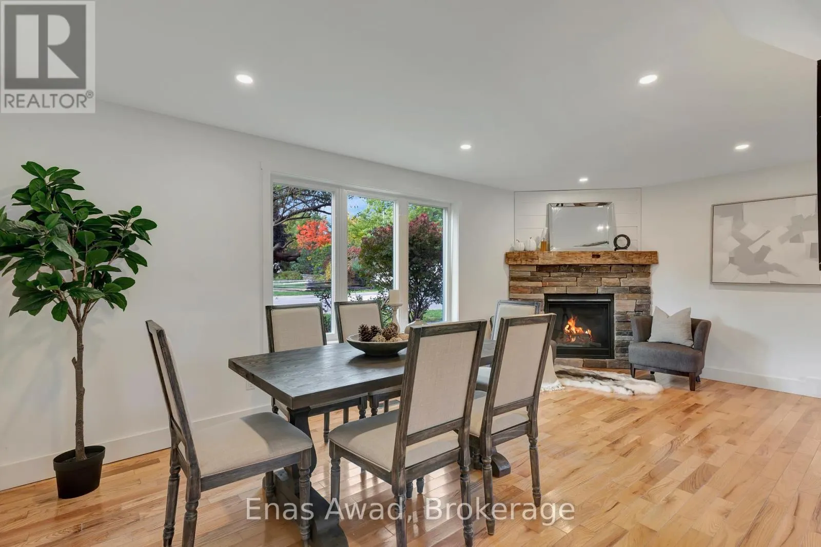 72 WOOLWICH STREET W