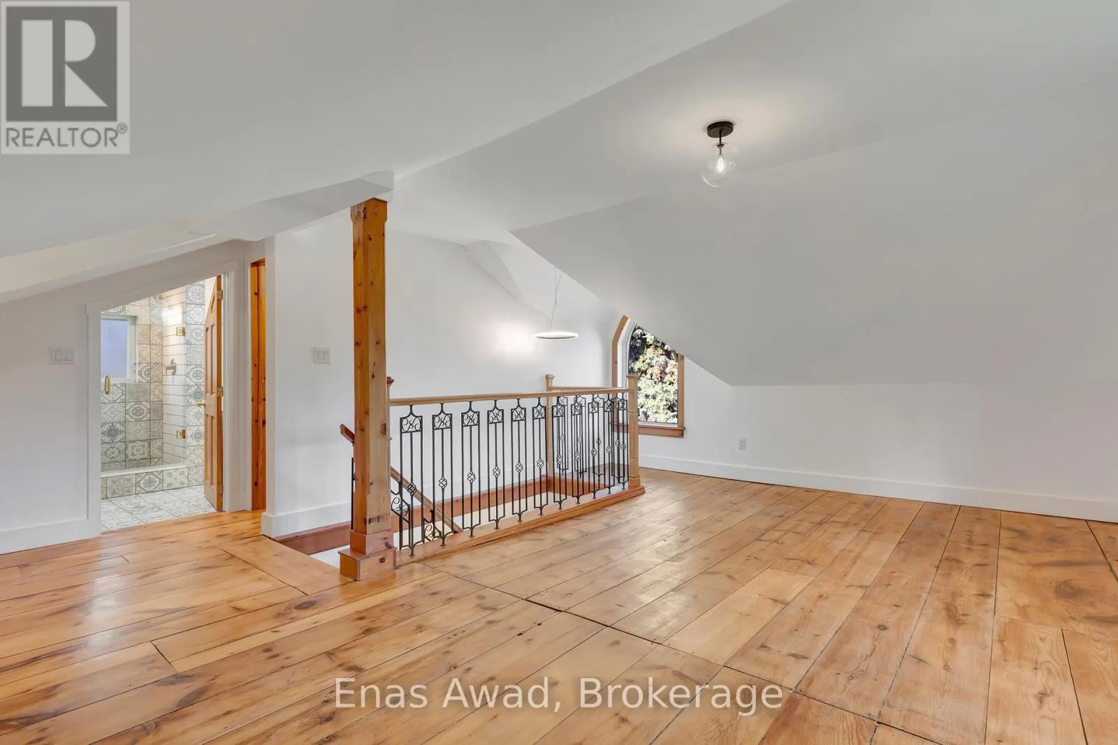 72 WOOLWICH STREET W