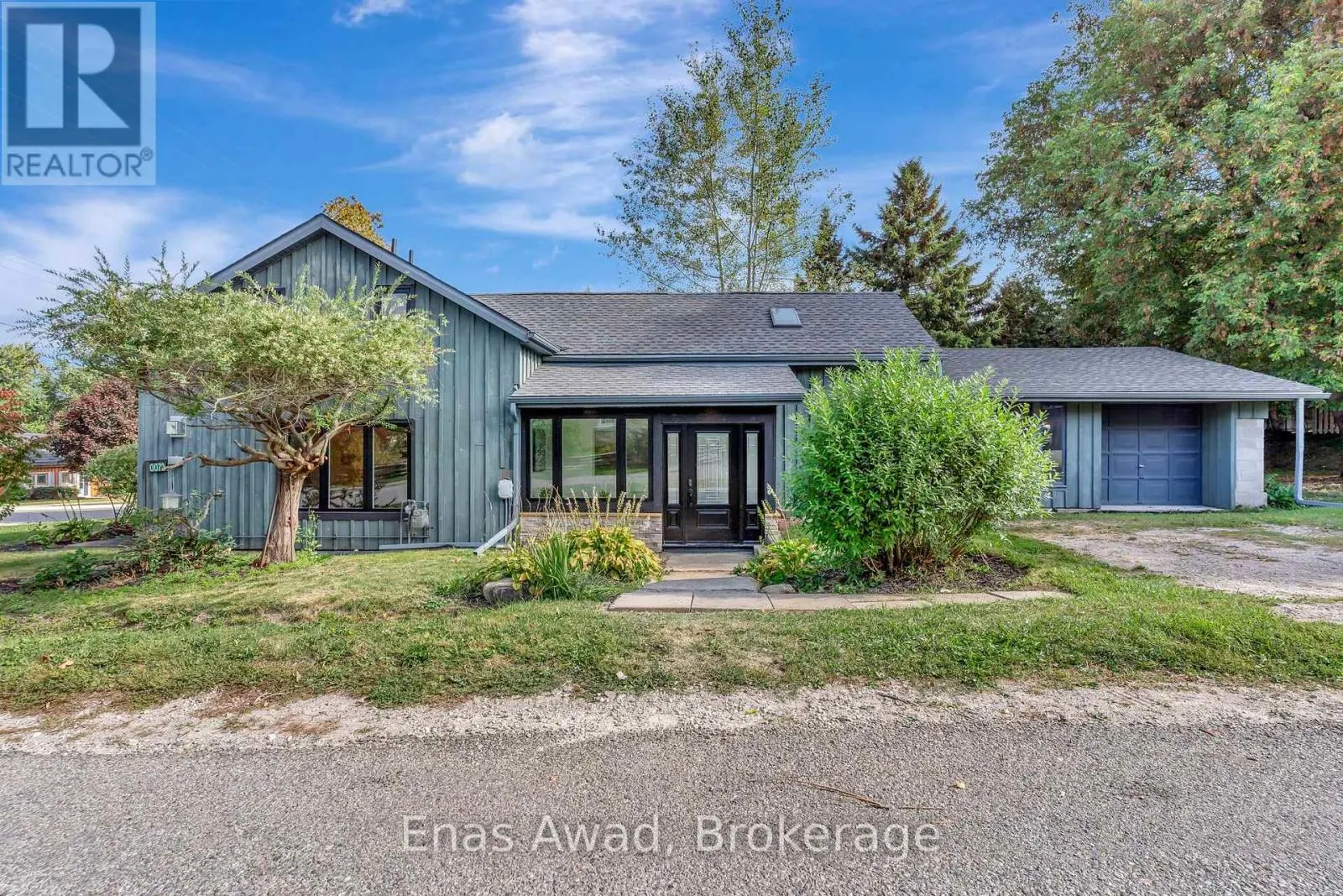72 WOOLWICH STREET W