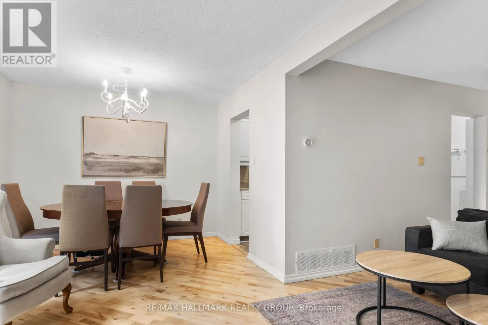 17 - 1598 HOSKINS CRESCENT