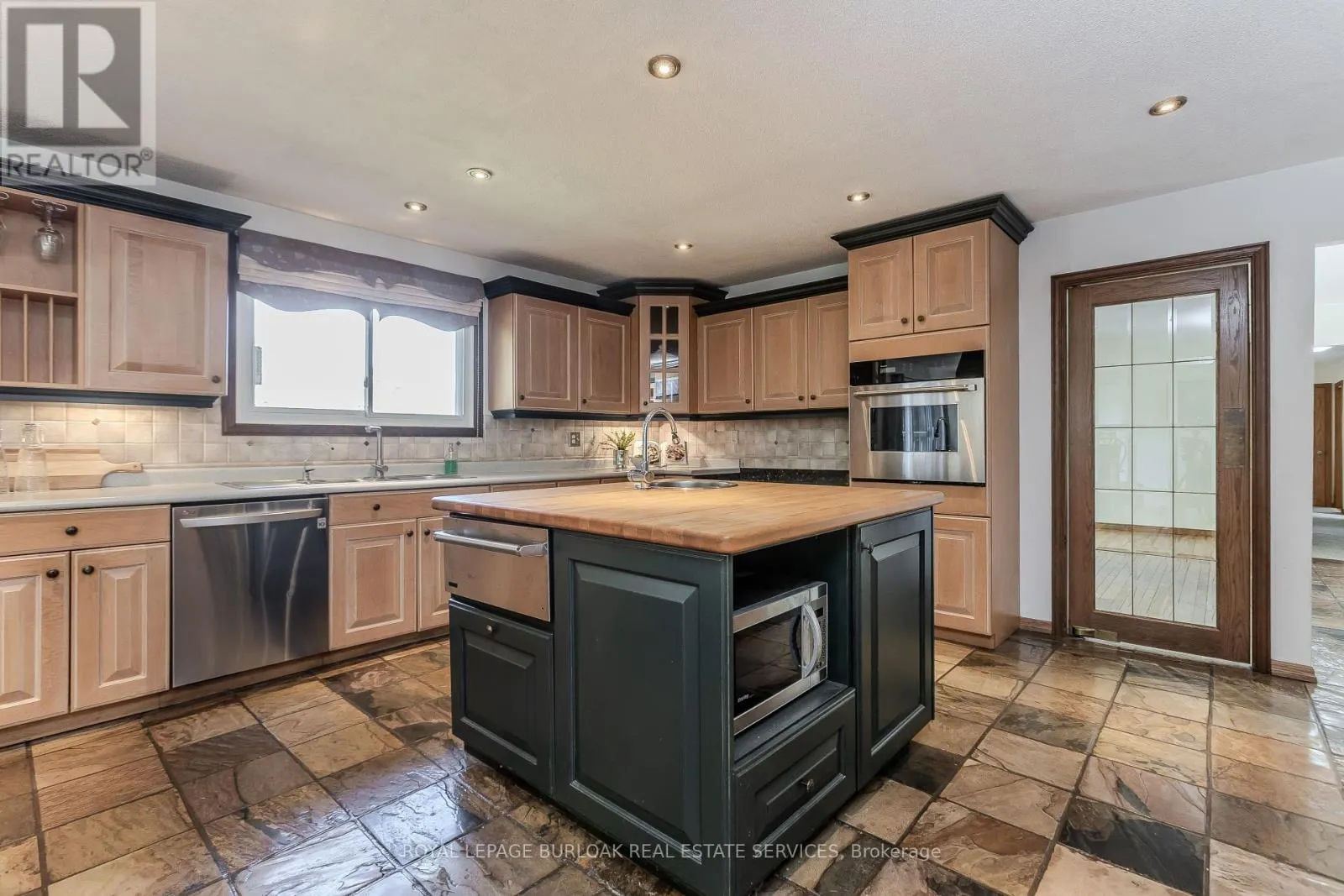 4891 WELLINGTON ROAD 29