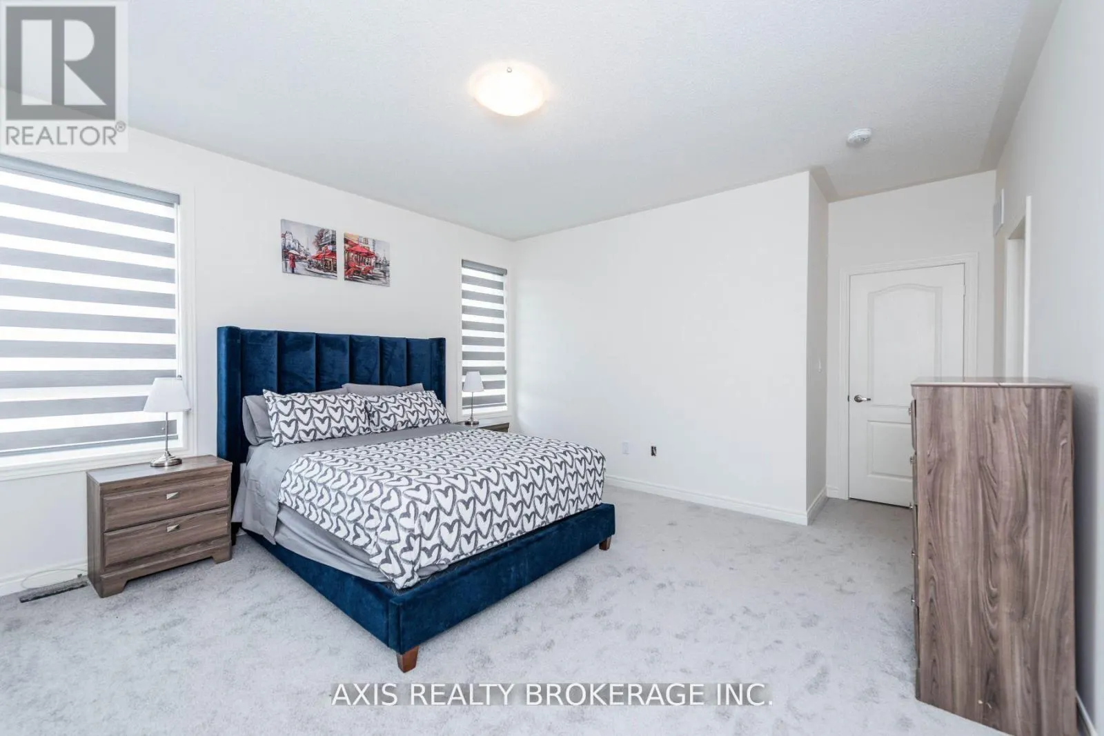 43 SILVER MEADOW GARDENS