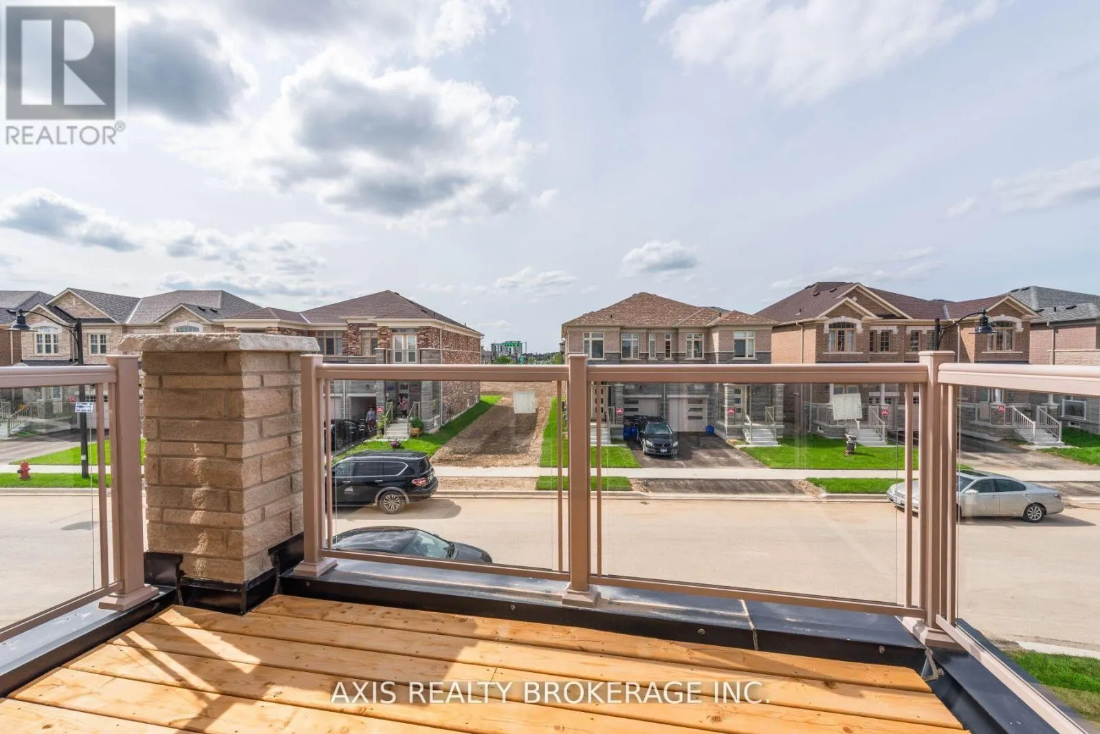 43 SILVER MEADOW GARDENS