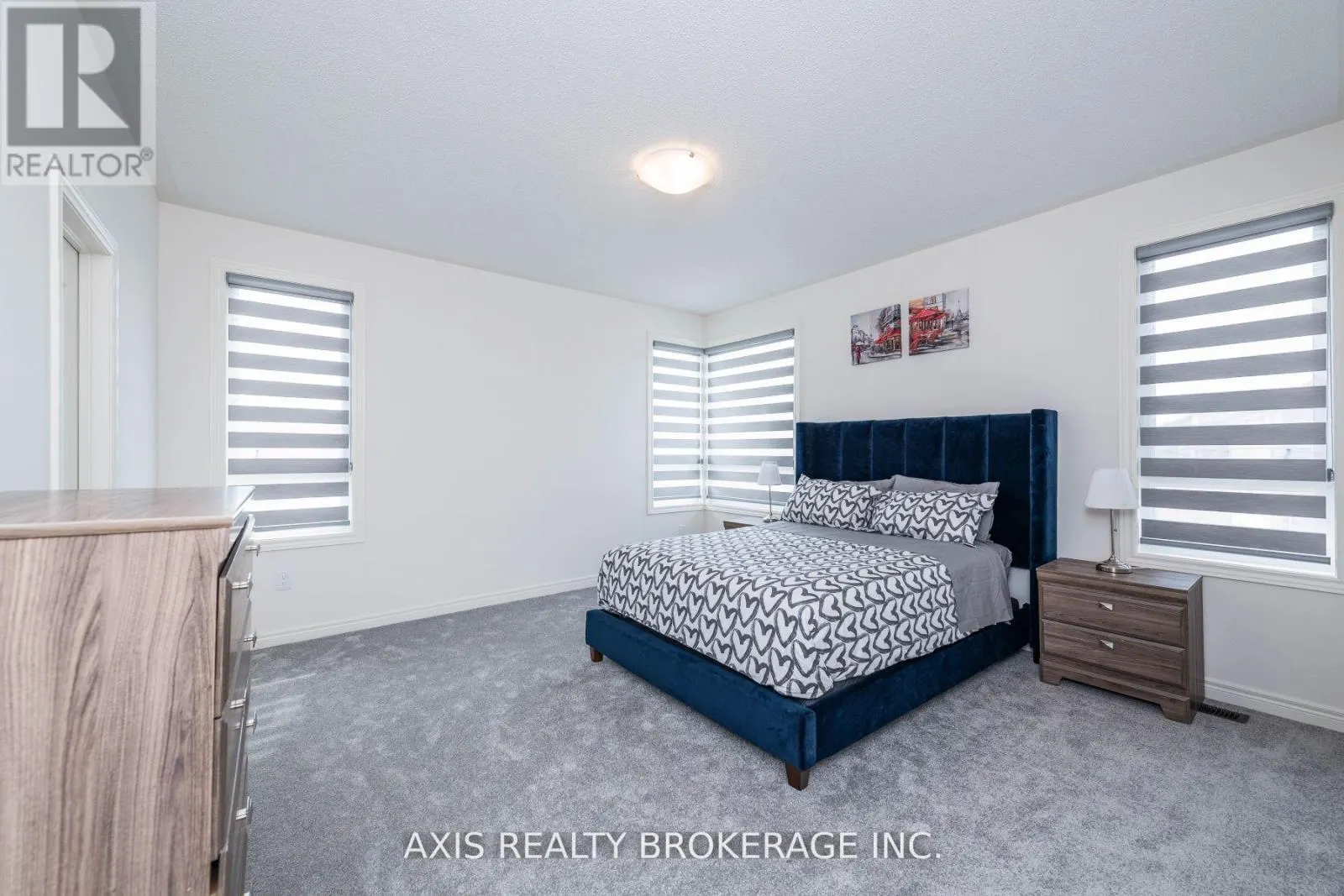 43 SILVER MEADOW GARDENS