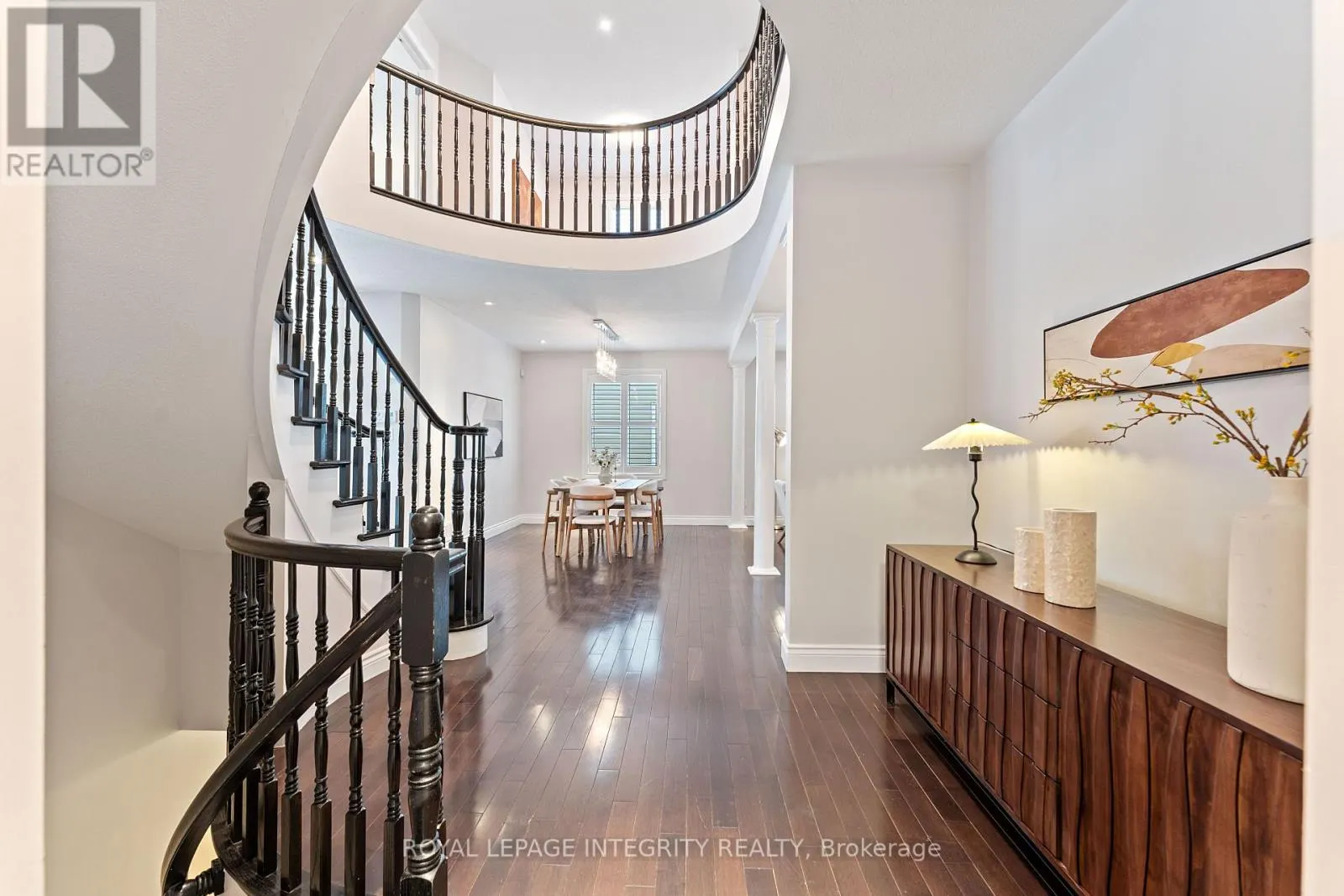 357 LANGRELL CRESCENT