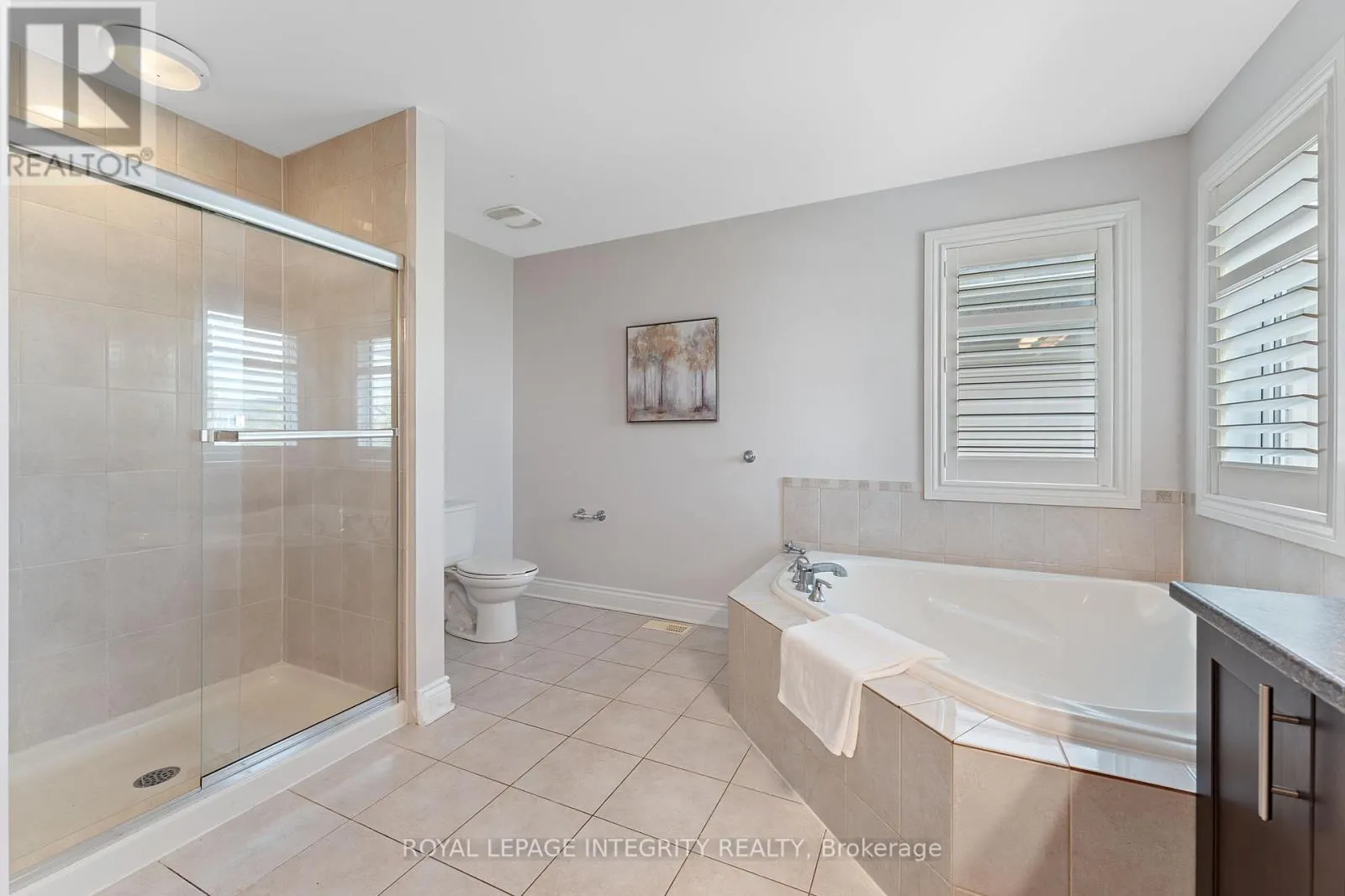 357 LANGRELL CRESCENT