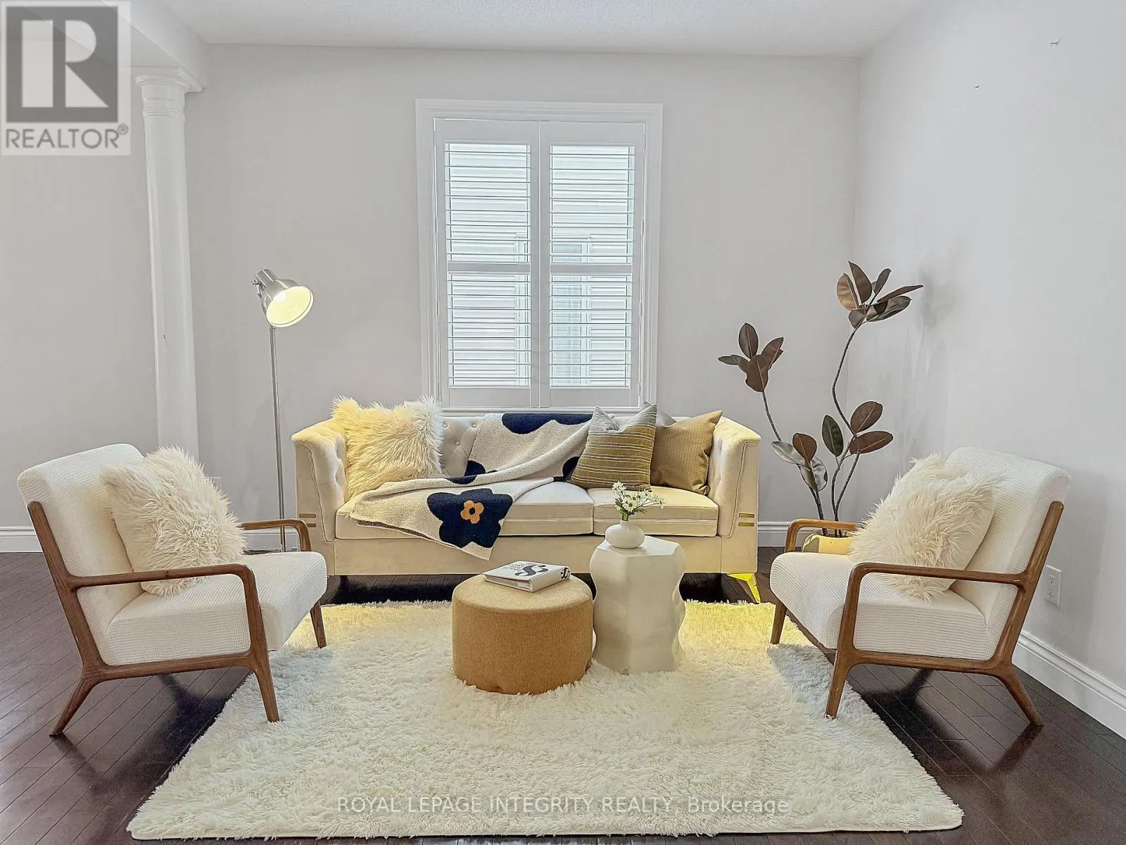 357 LANGRELL CRESCENT