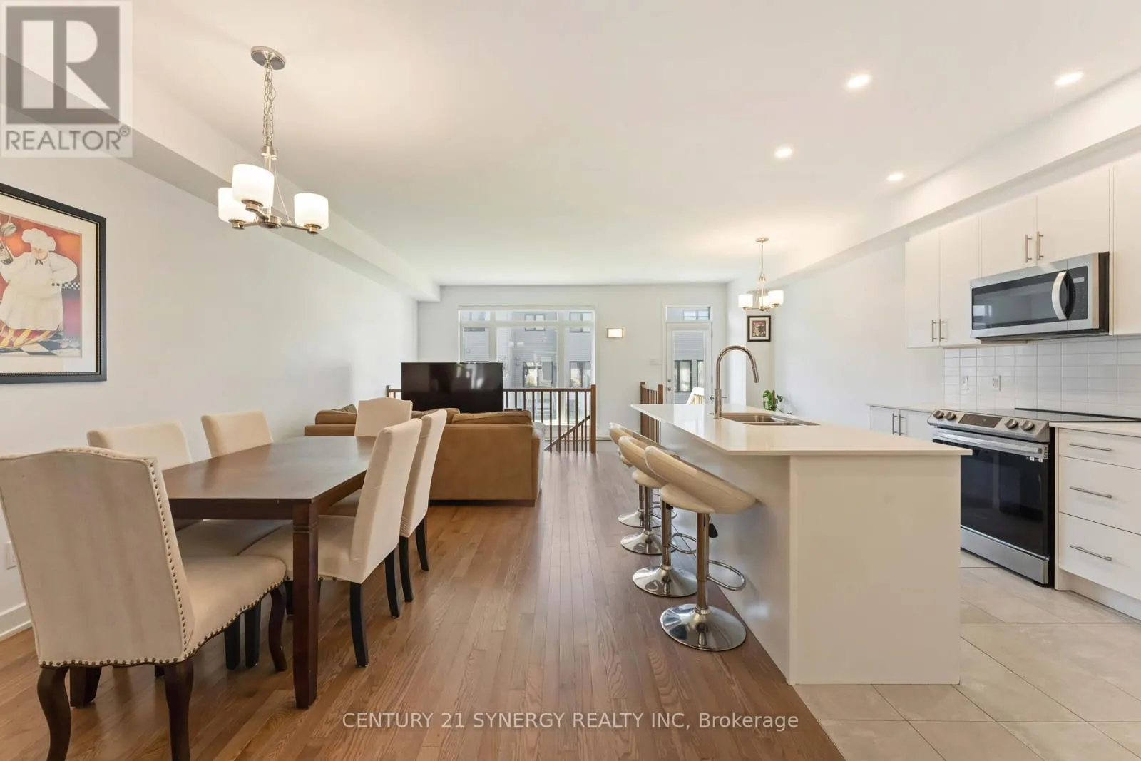 254 FINSBURY AVENUE