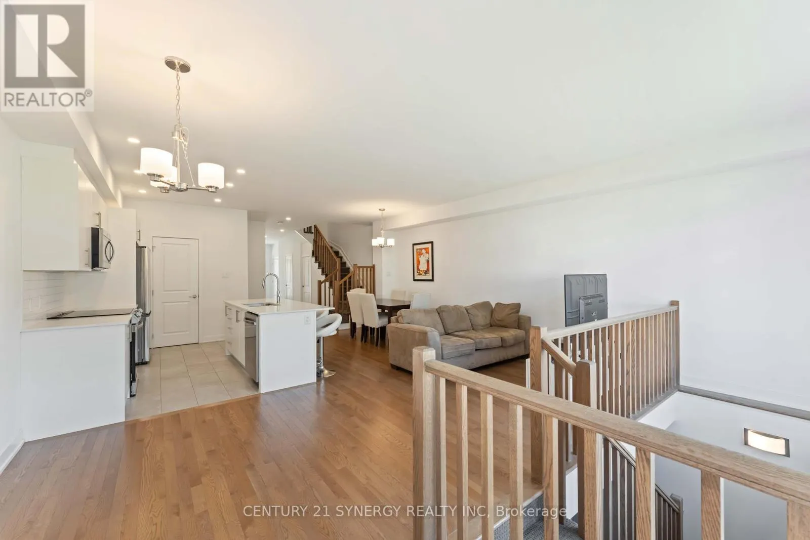 254 FINSBURY AVENUE