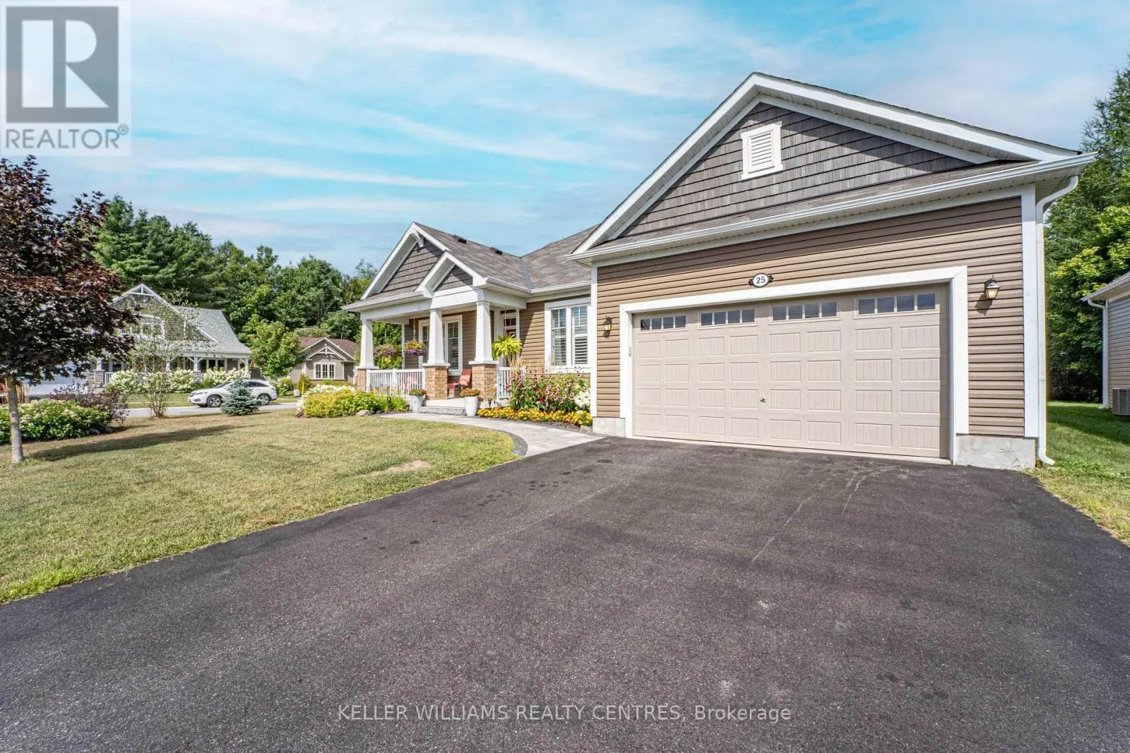 25 WINDSONG CRESCENT