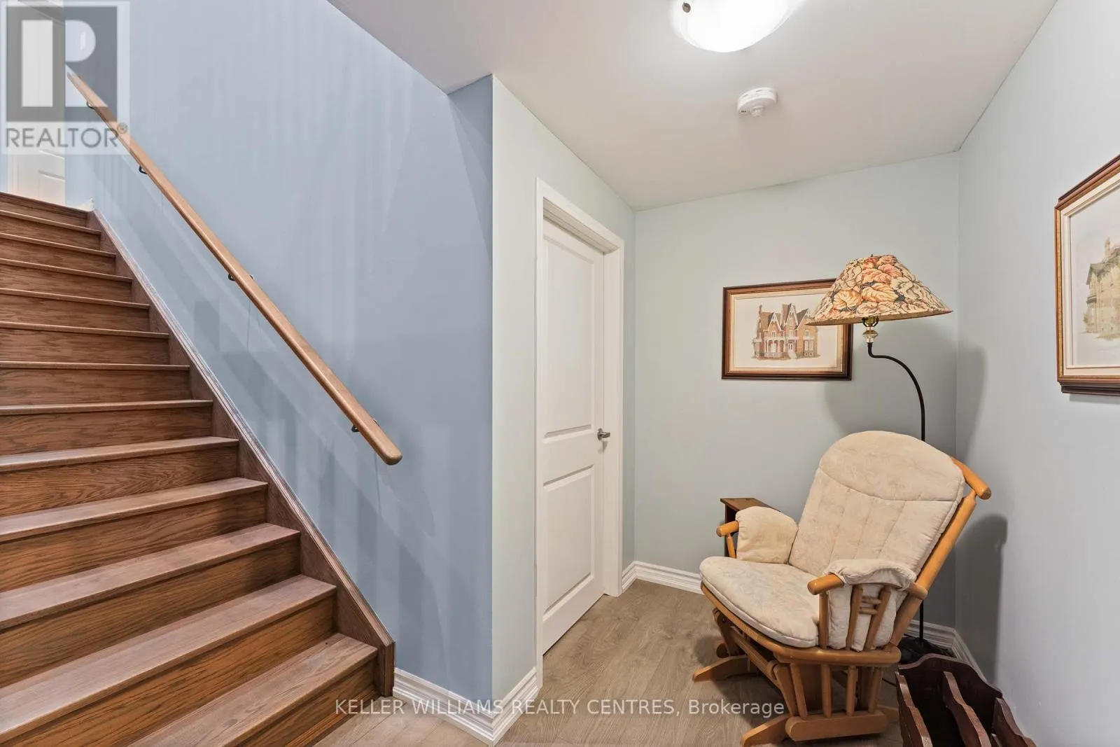25 WINDSONG CRESCENT