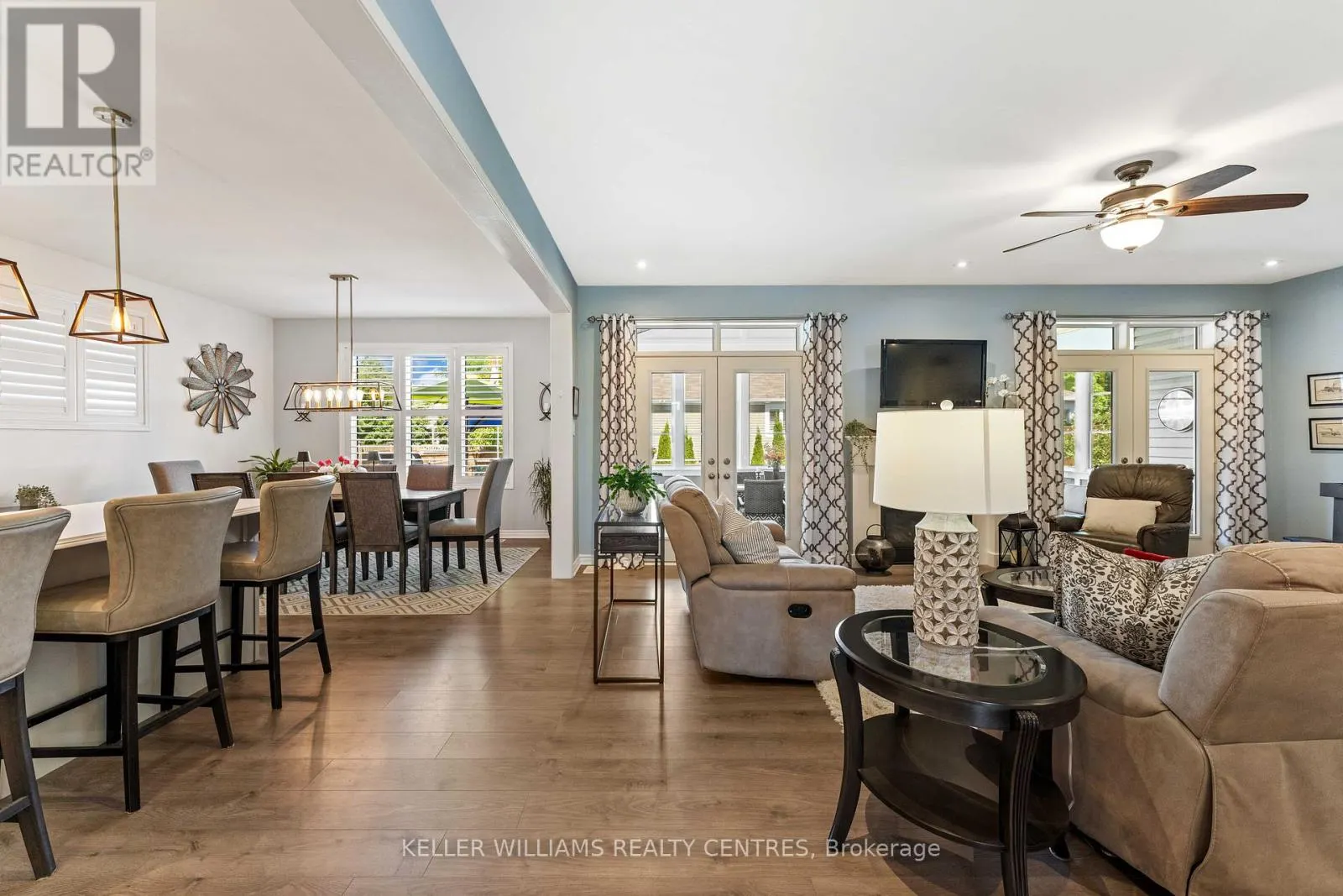 25 WINDSONG CRESCENT
