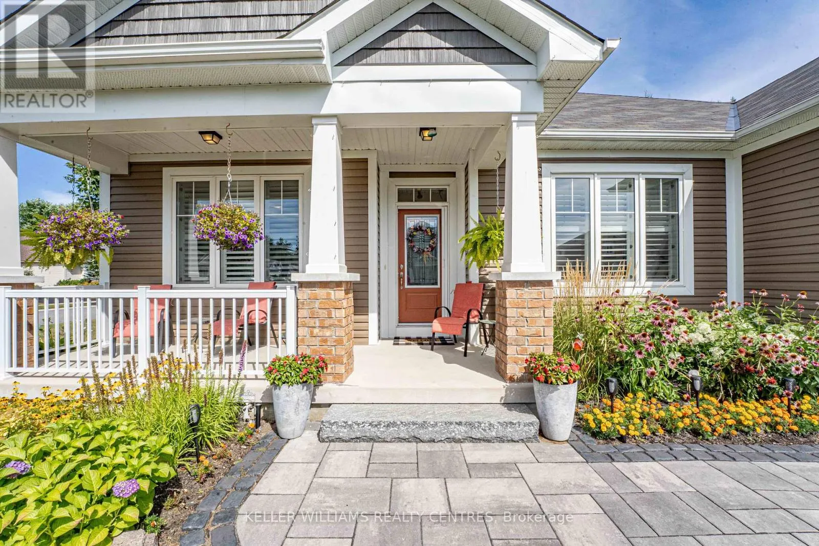 25 WINDSONG CRESCENT