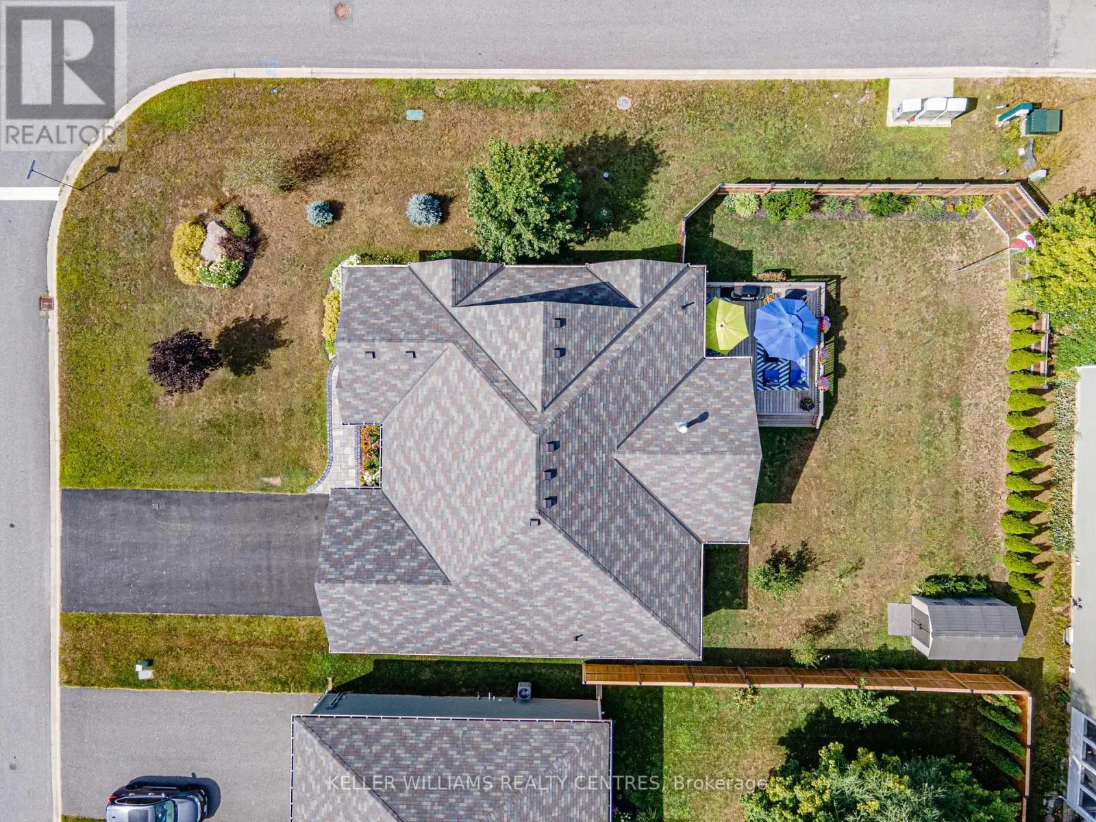 25 WINDSONG CRESCENT