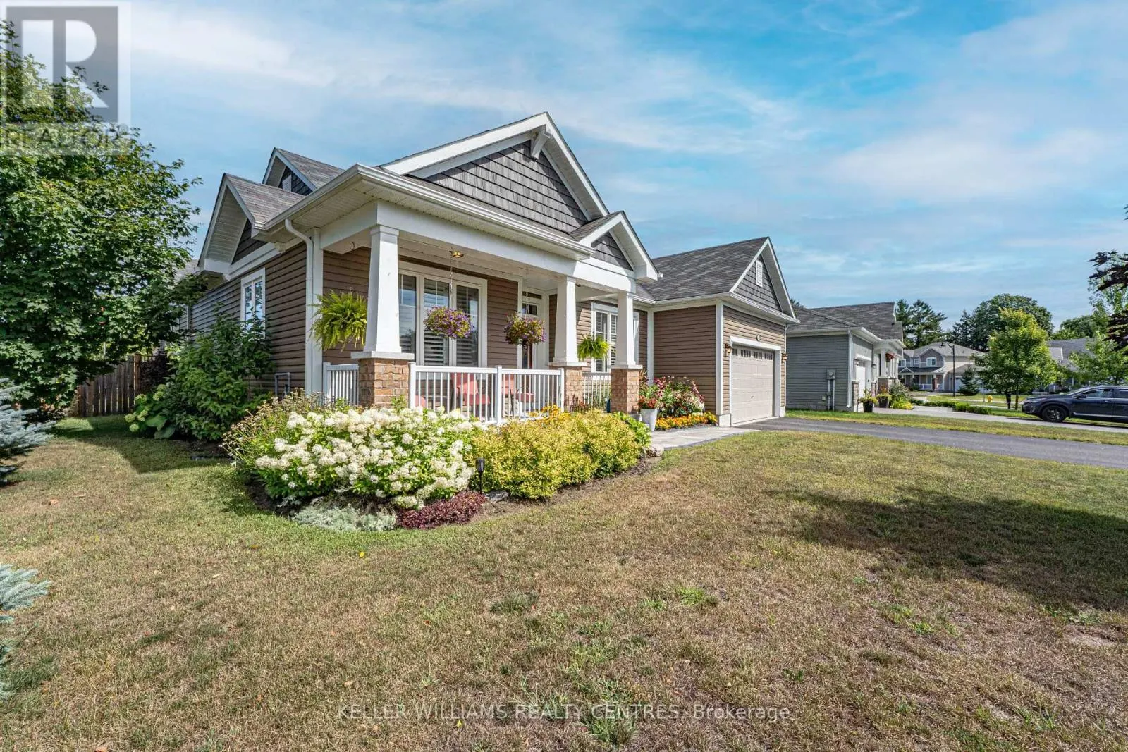 25 WINDSONG CRESCENT