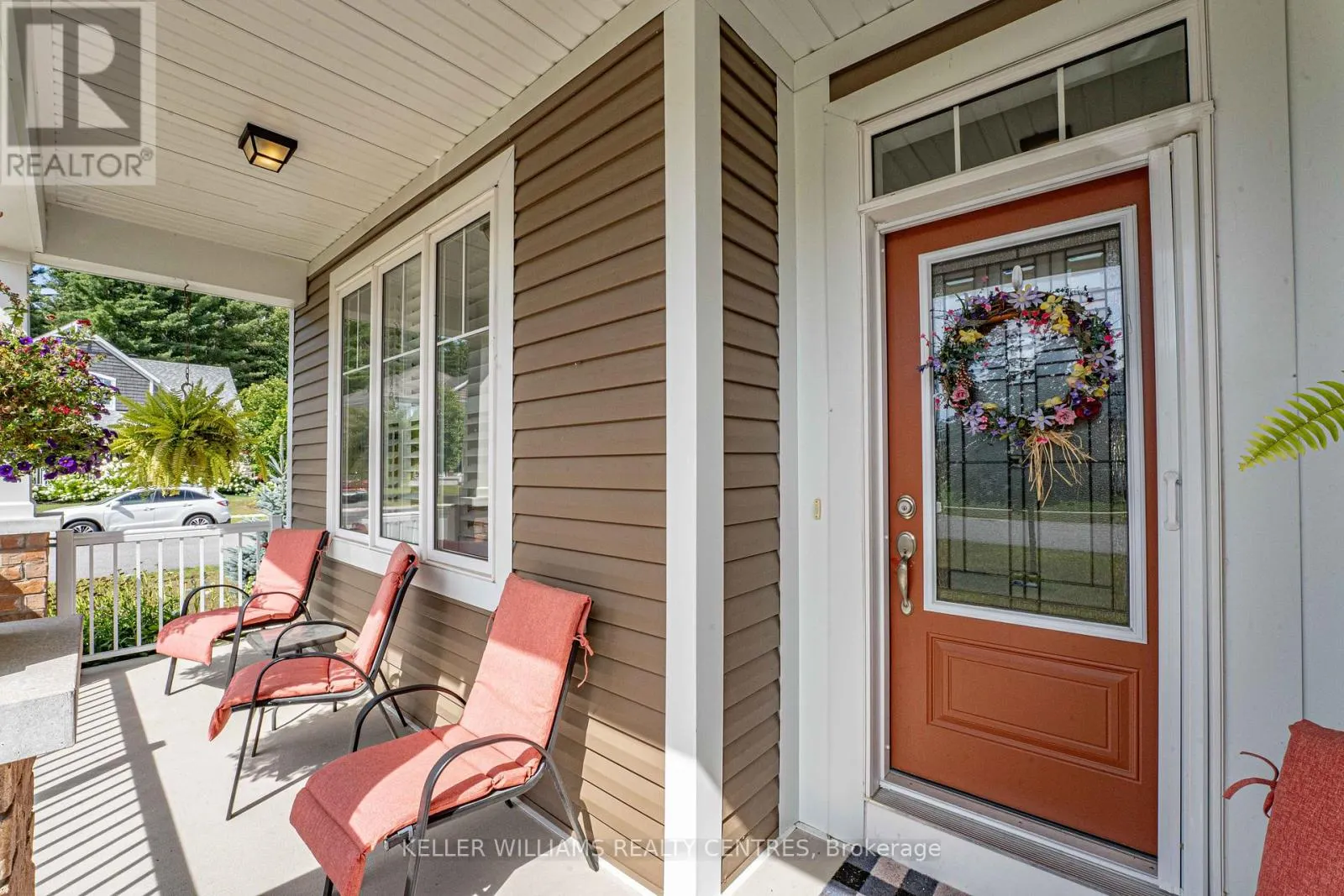 25 WINDSONG CRESCENT