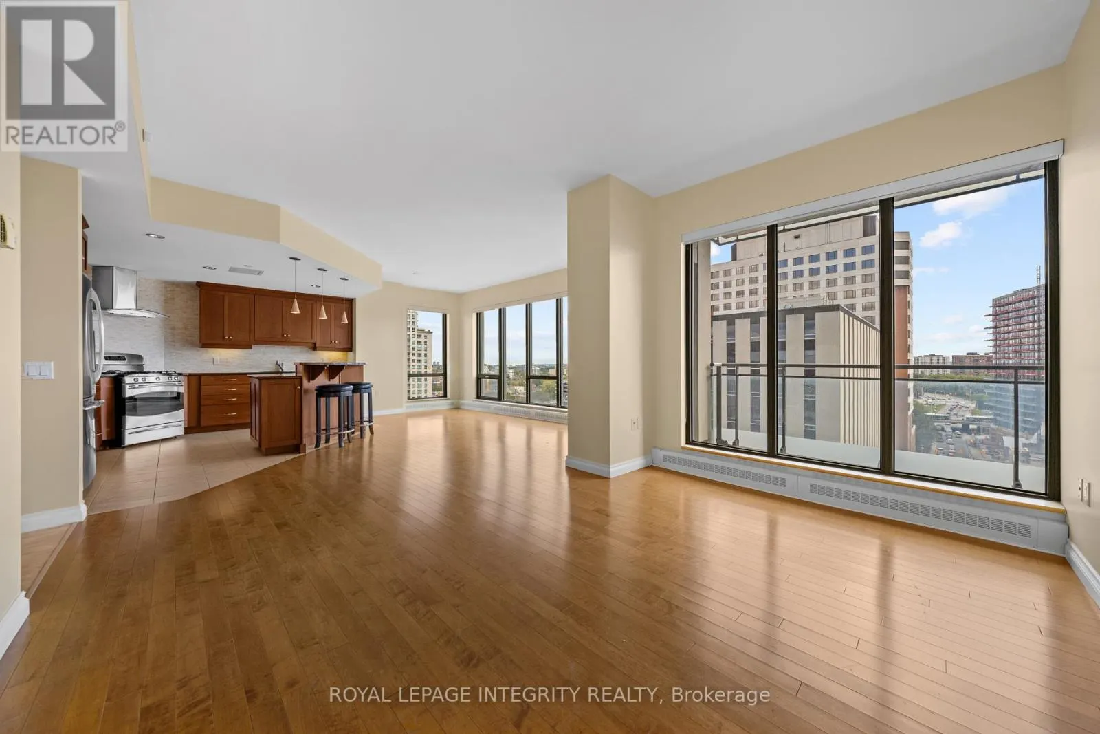 1207 - 90 GEORGE STREET