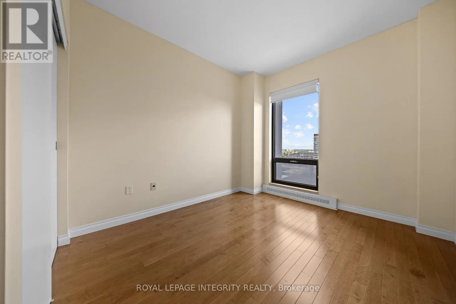 1207 - 90 GEORGE STREET