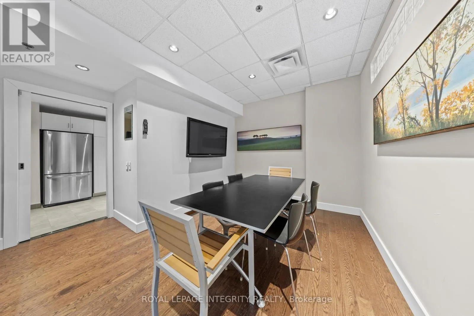 1207 - 90 GEORGE STREET