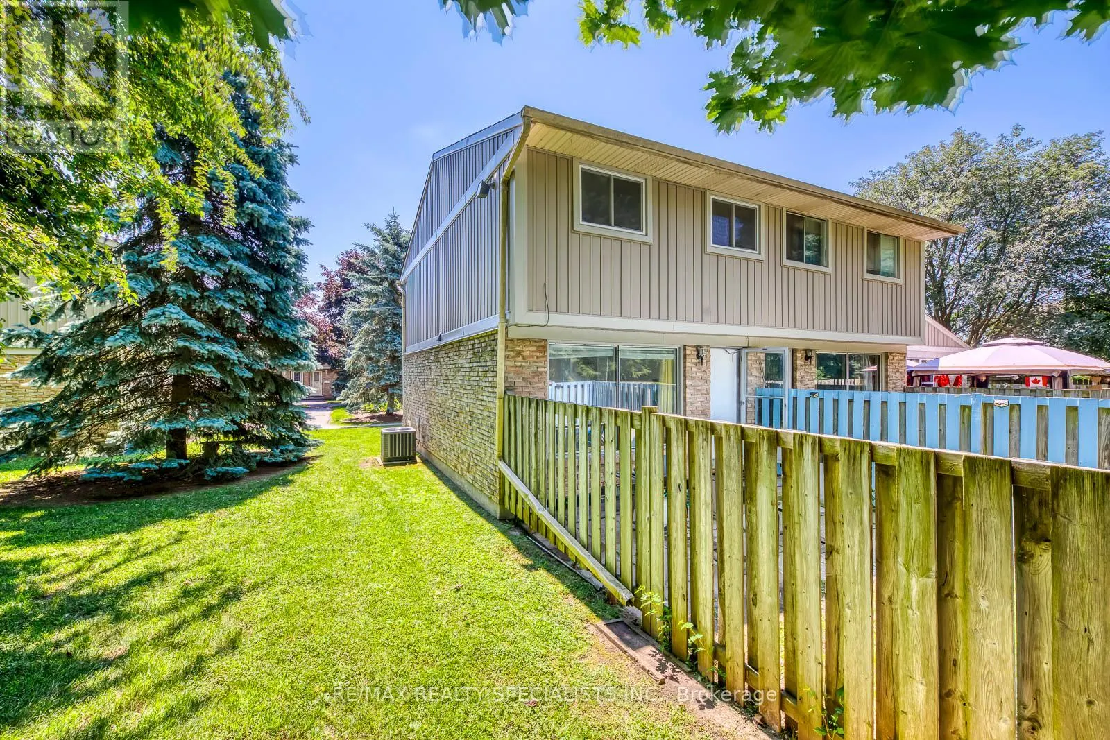 13 - 487 ELGIN STREET N