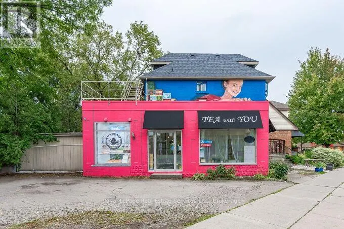 925 KING STREET W