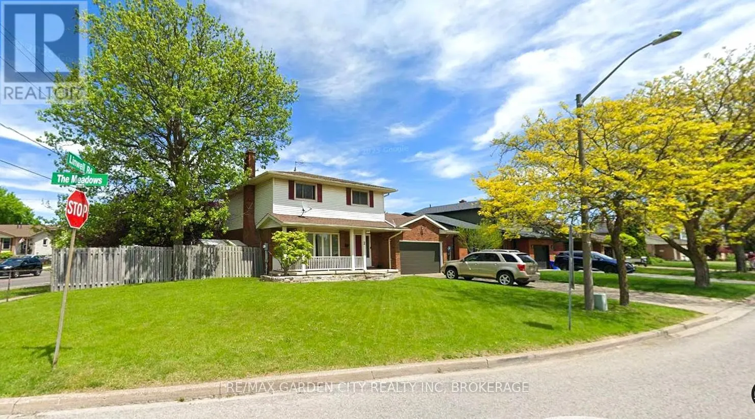 2 THE MEADOWS STREET