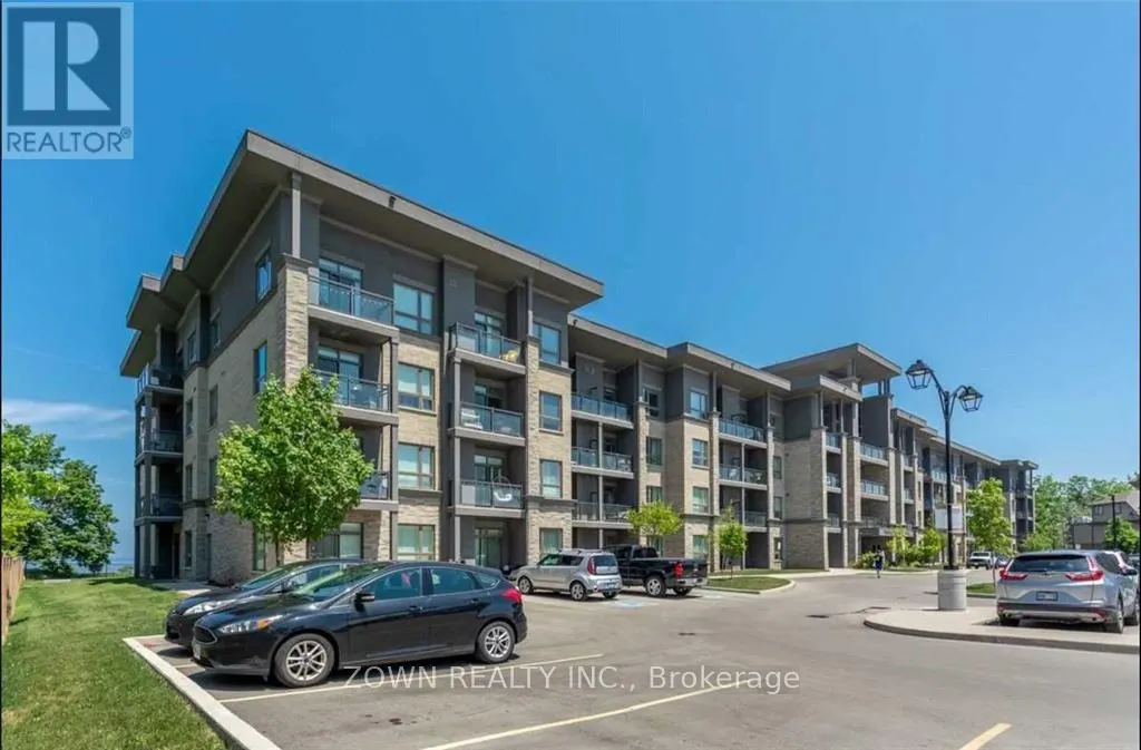 222 - 35 SOUTHSHORE CRESCENT