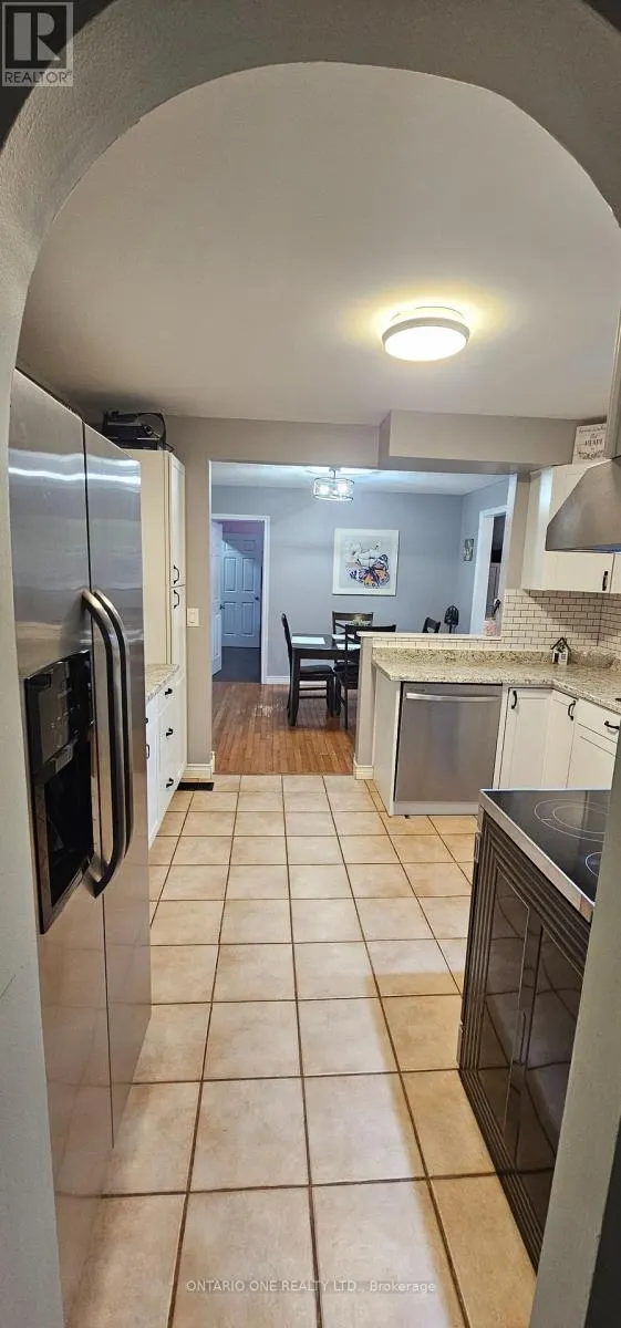 550 MUSKOKA BEACH ROAD