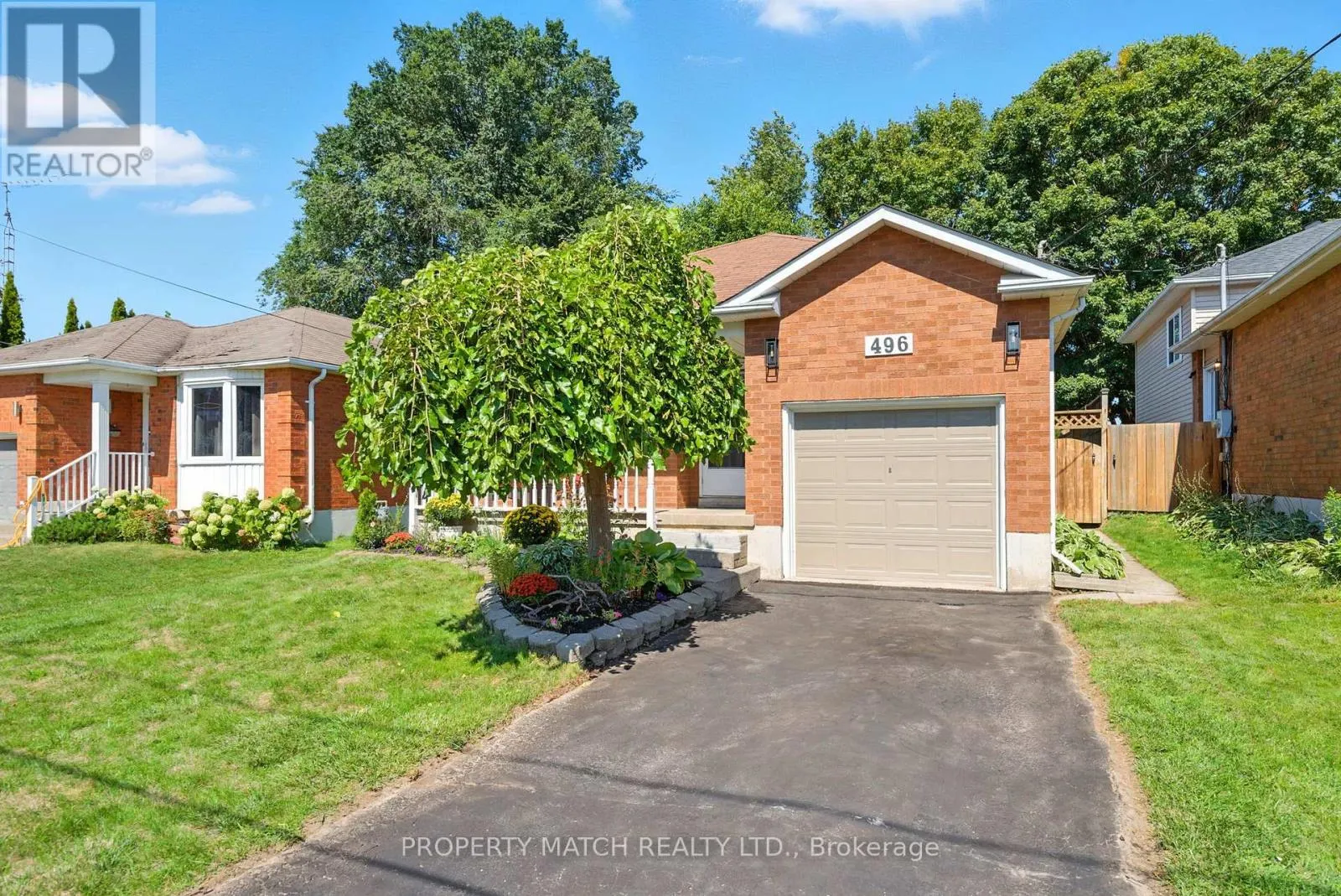 496 BURNHAM MANOR COURT