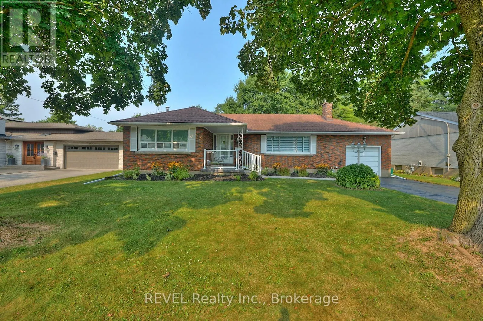 6361 CLARE CRESCENT