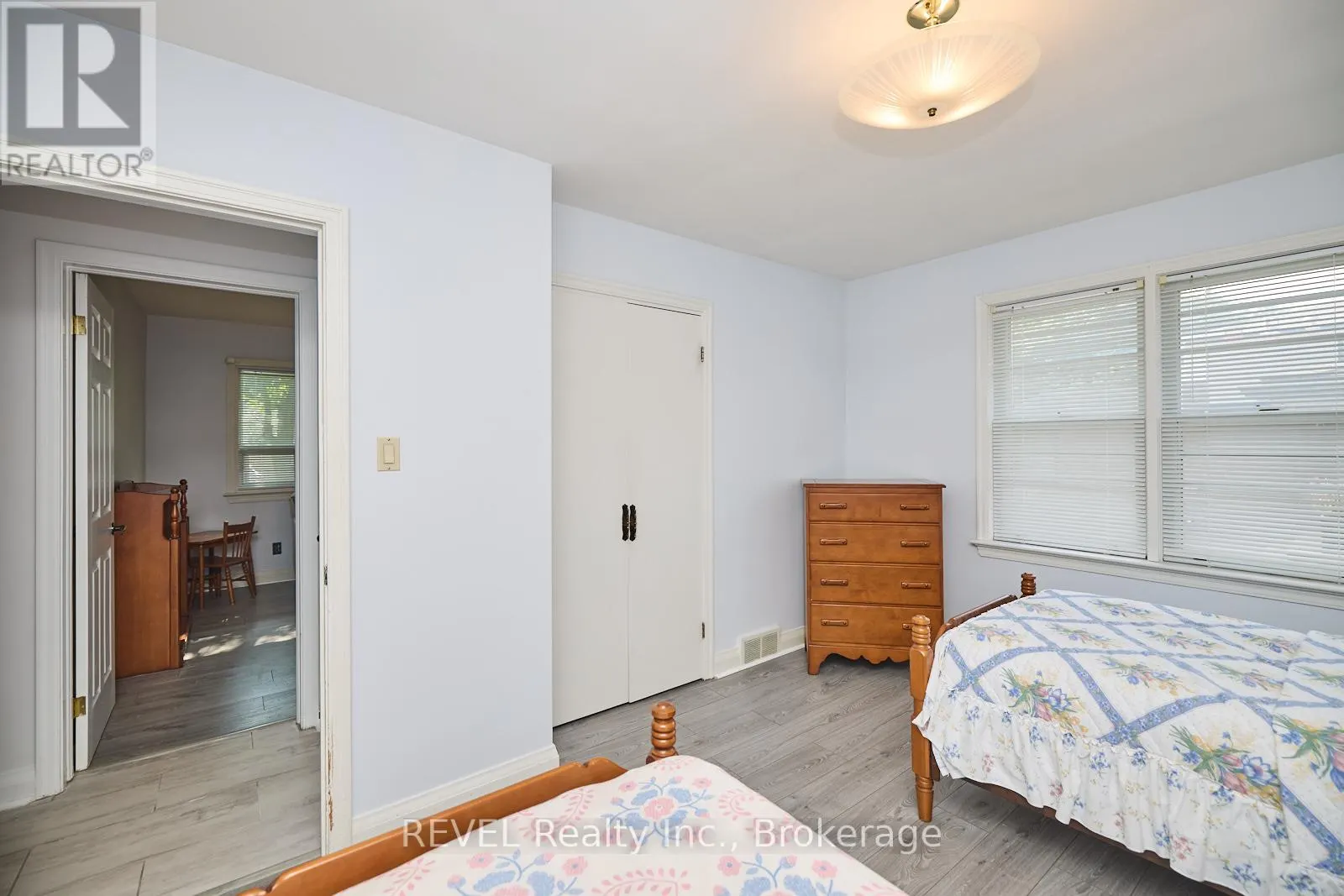 6361 CLARE CRESCENT