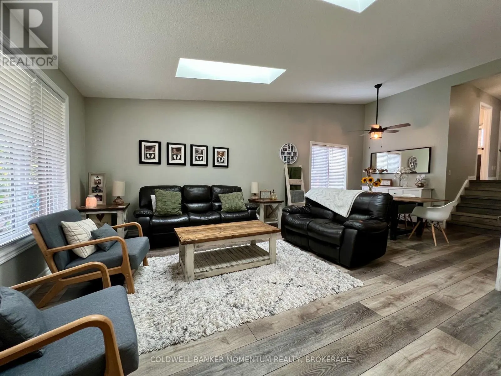 3933 VINEYARD CRESCENT