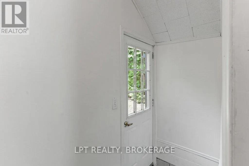 117 SECOND AVENUE N