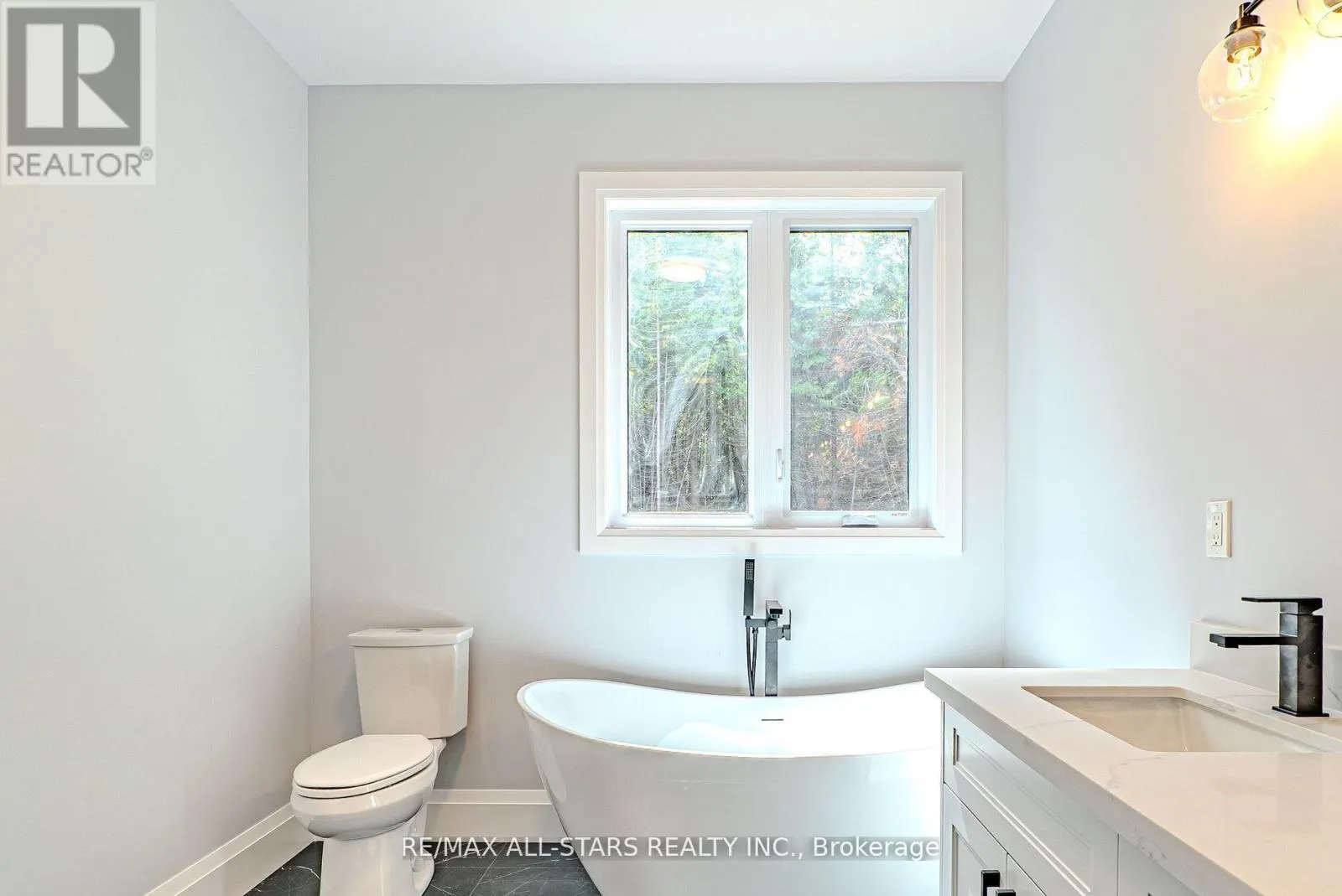 837 CEDAR GLEN ROAD