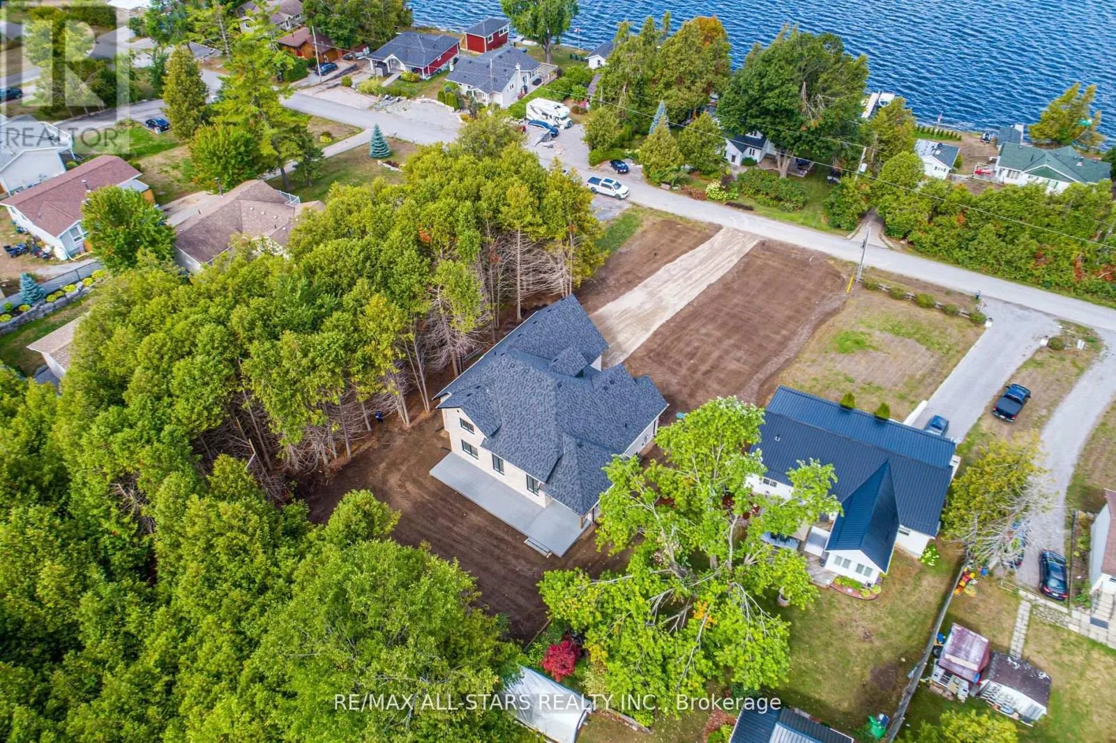 837 CEDAR GLEN ROAD