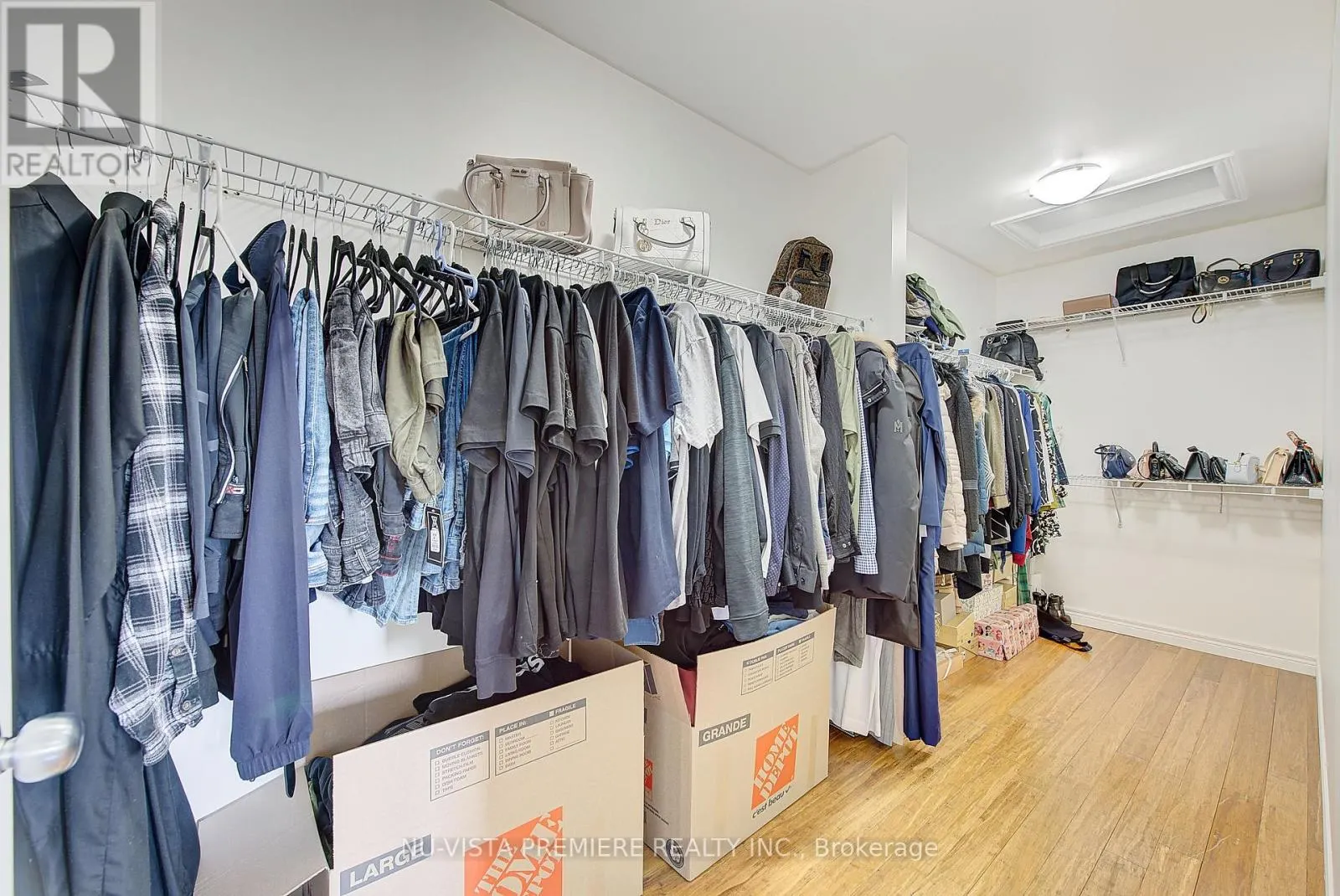 3144 JINNIES STREET