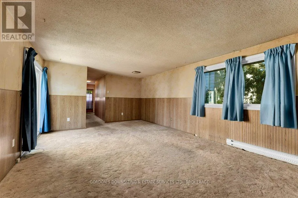 144 CALDERWOOD DRIVE