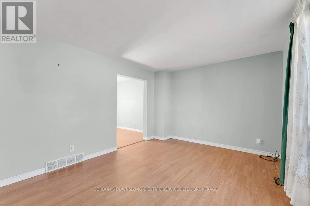 144 CALDERWOOD DRIVE