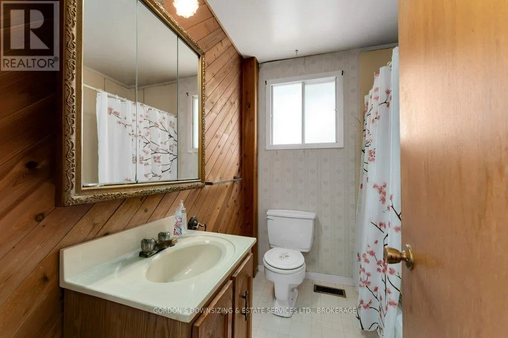 144 CALDERWOOD DRIVE