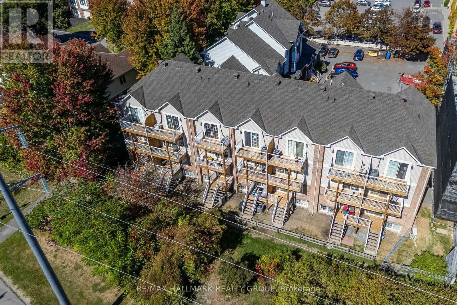 110H CENTREPOINTE DRIVE