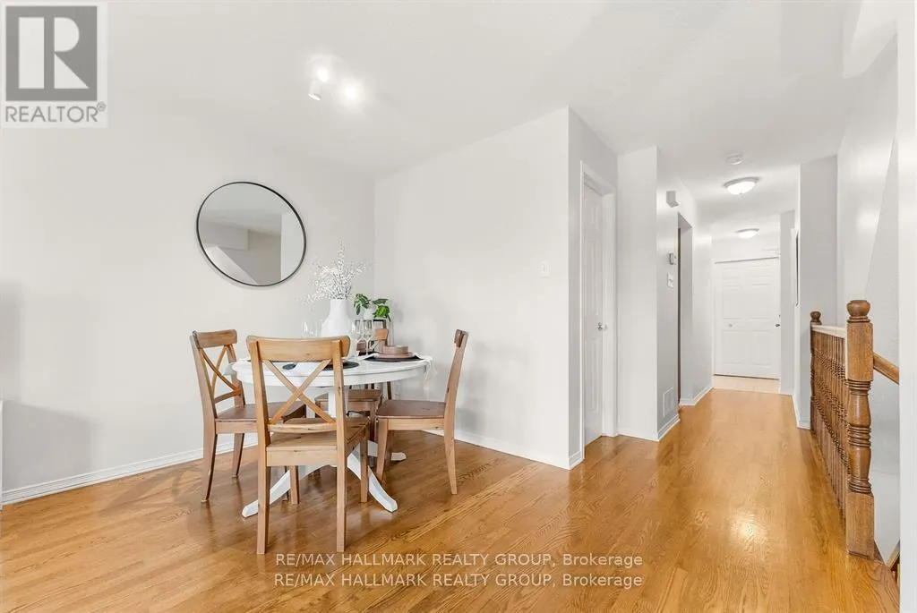110H CENTREPOINTE DRIVE