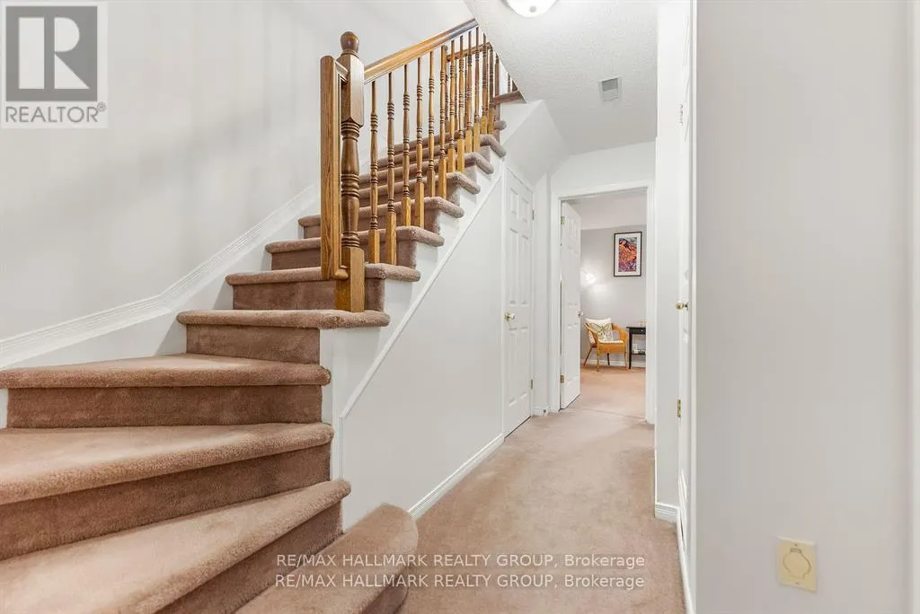 110H CENTREPOINTE DRIVE