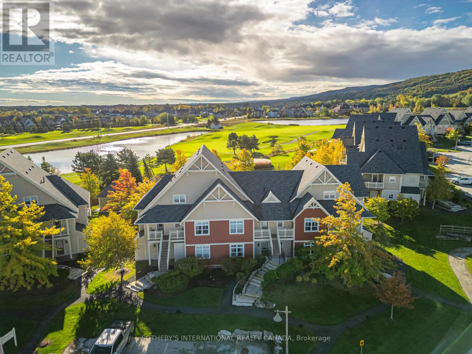 120 - 125 FAIRWAY COURT