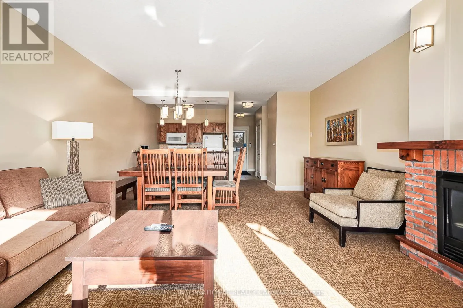 120 - 125 FAIRWAY COURT