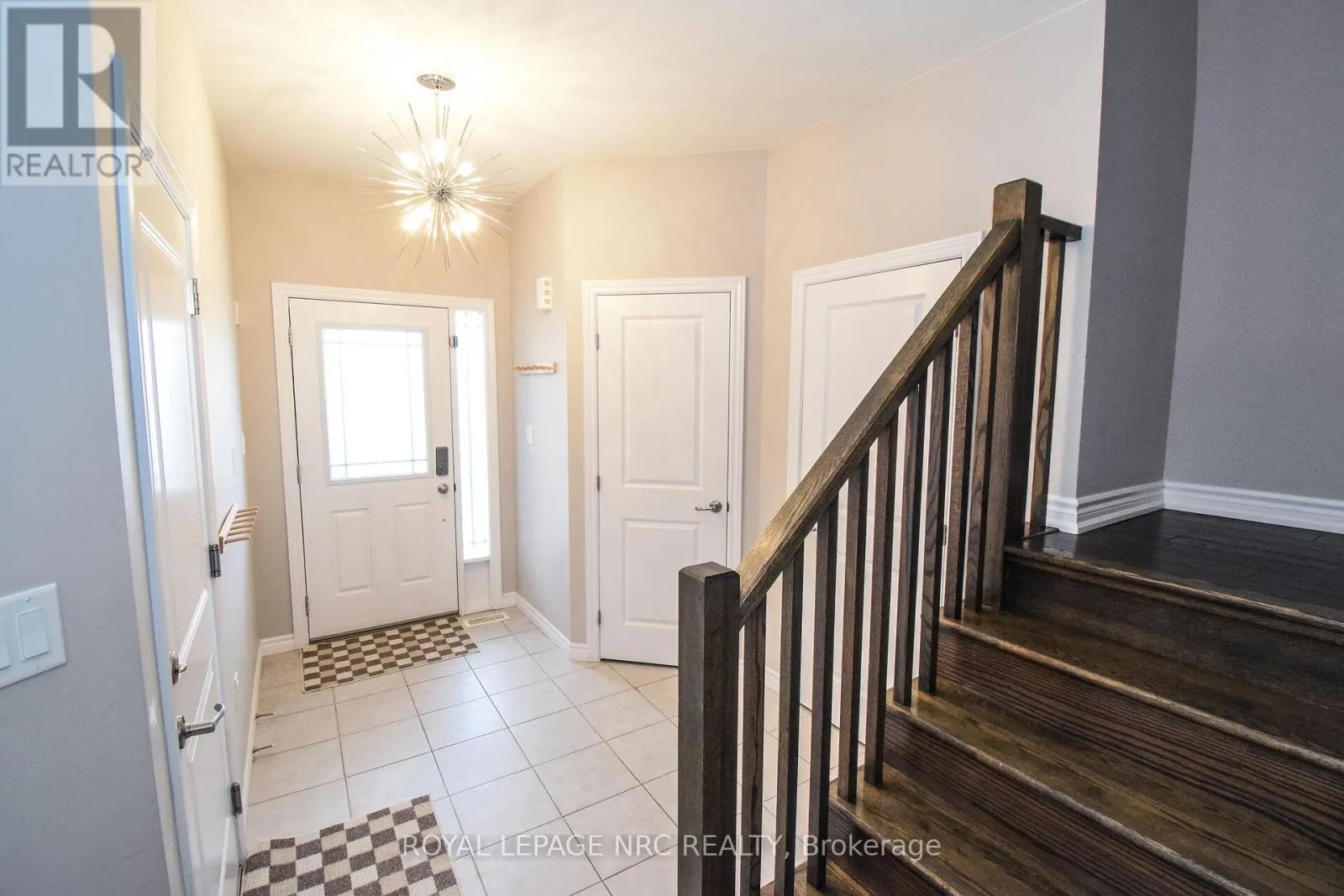 4062 THOMAS STREET