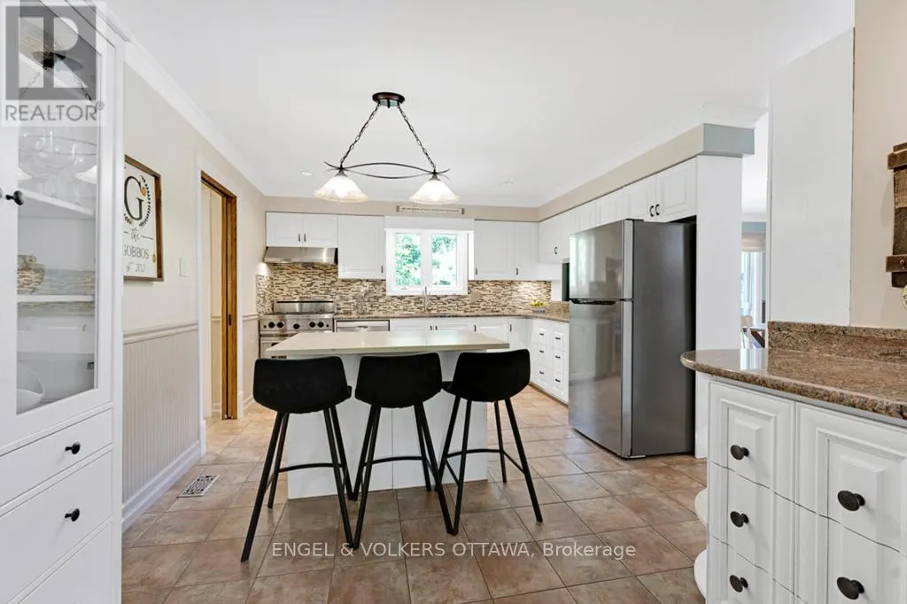 656 SPRUCE RIDGE ROAD
